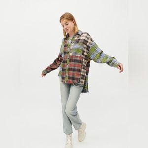 NWT BDG Ted Cotton Flannel Long Sleeve Shirt Red Blue Green Plaid Size M